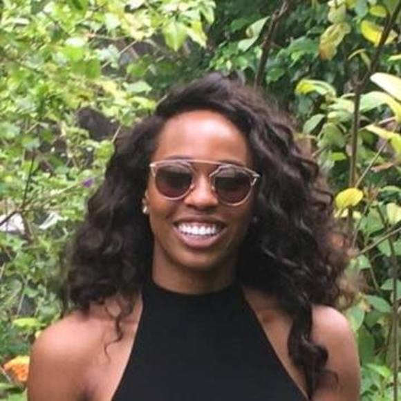 Meet the Posher Other - Meet your Posher, Mia